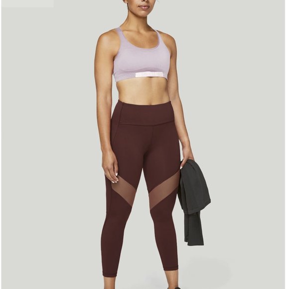 Lululemon x Barry's bootcamp Adapt the Strap Bra - Picture 3 of 7